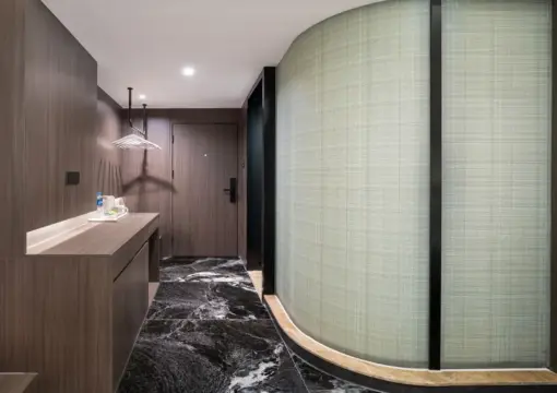 豪华放映室【极光电视会员，畅享无限制观看 | 零压力床垫 | 舒适深度睡眠】